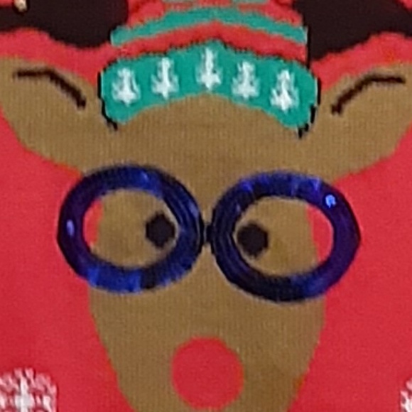 Merry Christmas Reindeer Vest - Picture 4 of 5